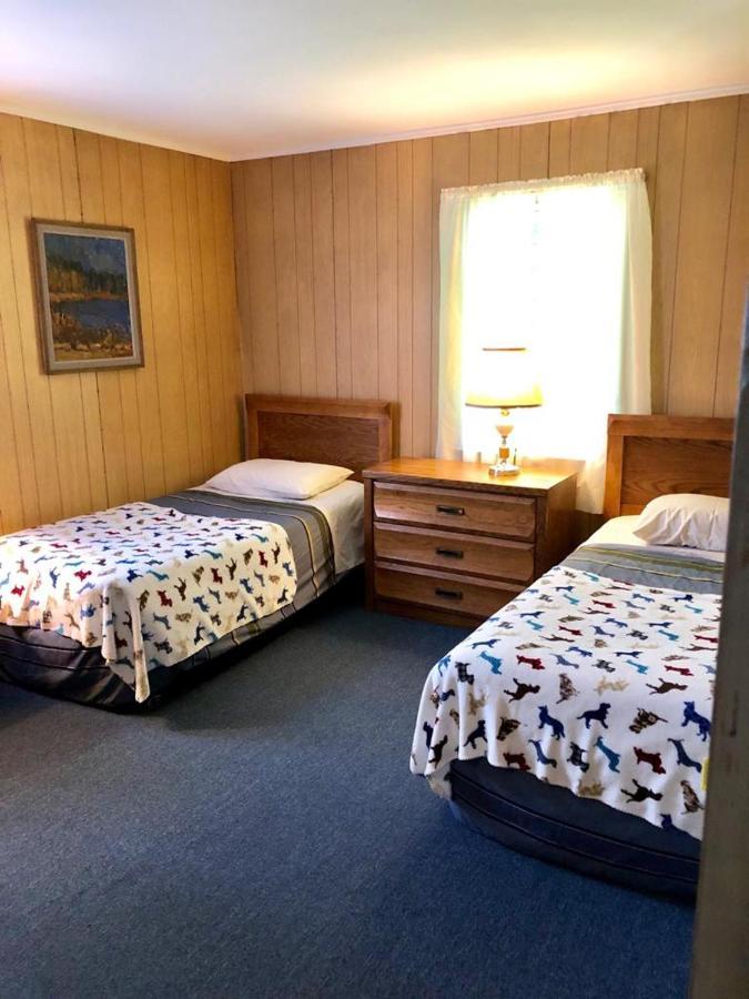 Rota Lodge Aka Latvian American Disable Veterans Center Rota Elka Park Bagian luar foto