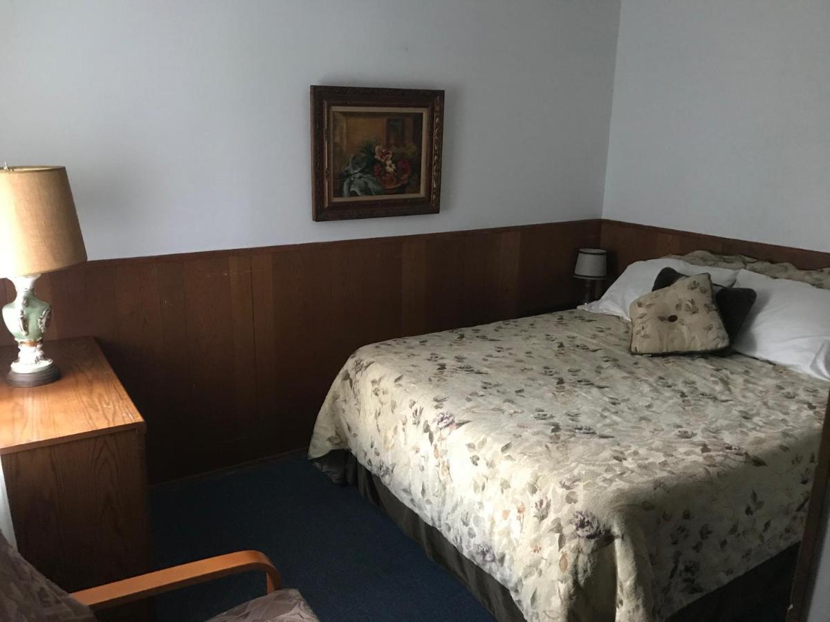 Rota Lodge Aka Latvian American Disable Veterans Center Rota Elka Park Bagian luar foto